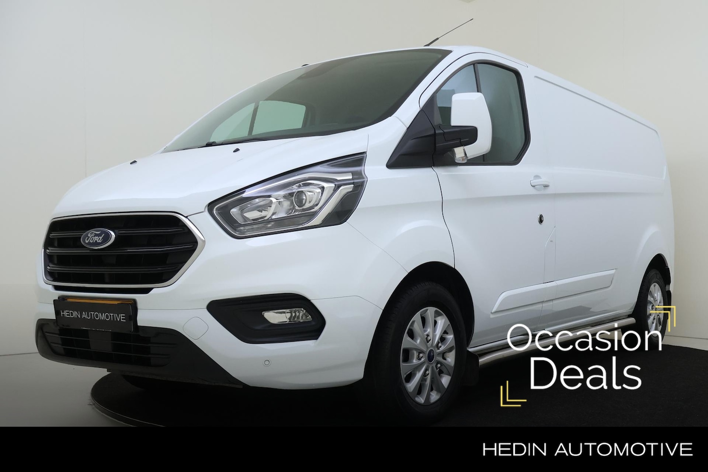 Ford Transit Custom - 300 2.0 TDCI L2H1 Limited | Trekhaak | Side Bars - AutoWereld.nl