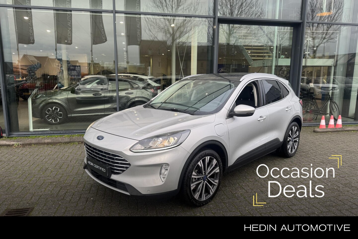 Ford Kuga - 2.5 PHEV Titanium | Winter Pack | Panoramadak | '20 inch | Navigatie - AutoWereld.nl