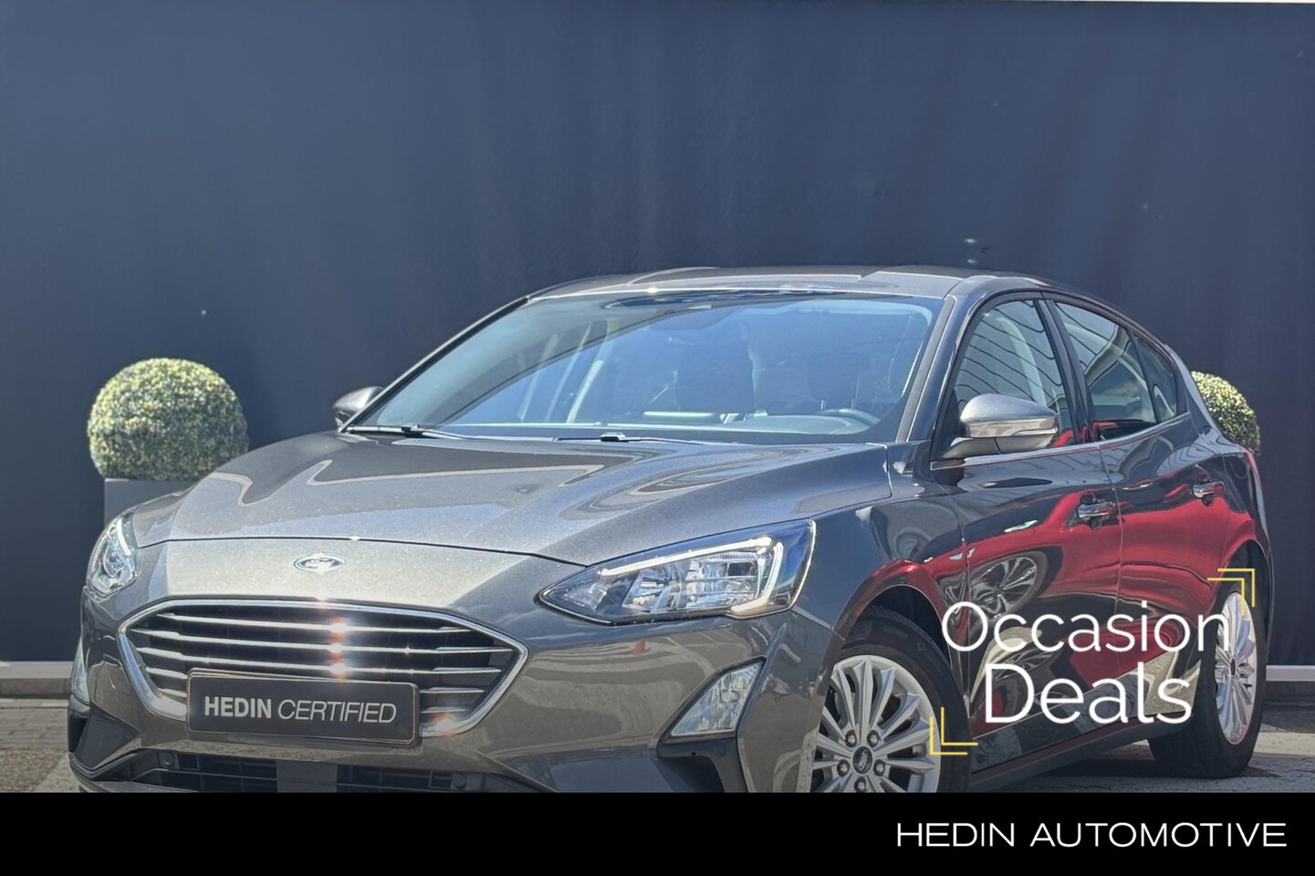 Ford Focus - 1.0 EcoBoost Titanium Business | Navigatie | Parkeersensoren achter | LMV - AutoWereld.nl