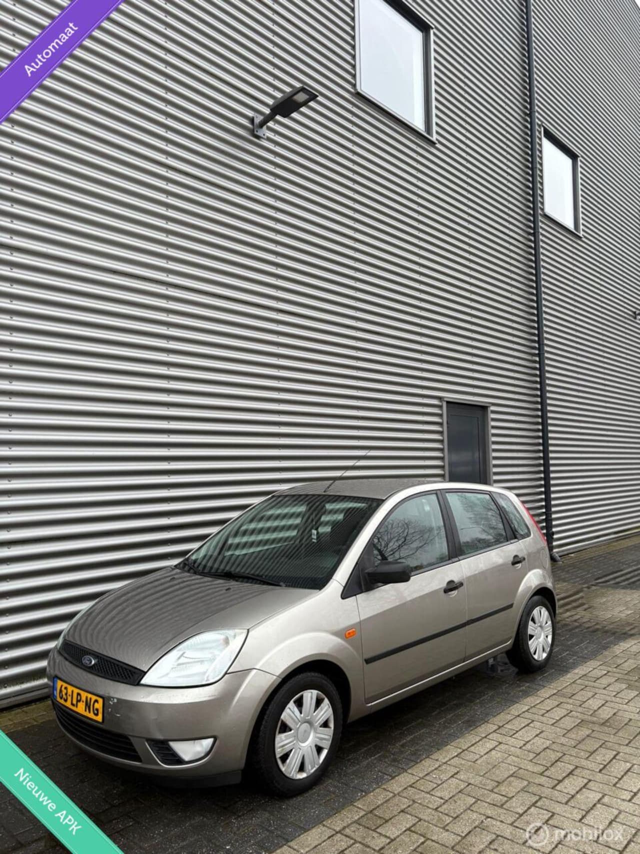 Ford Fiesta - 1.4-16V Ambiente AUTOMAAT|AIRCO|NWE APK|5DRS|NETTE AUTO - AutoWereld.nl