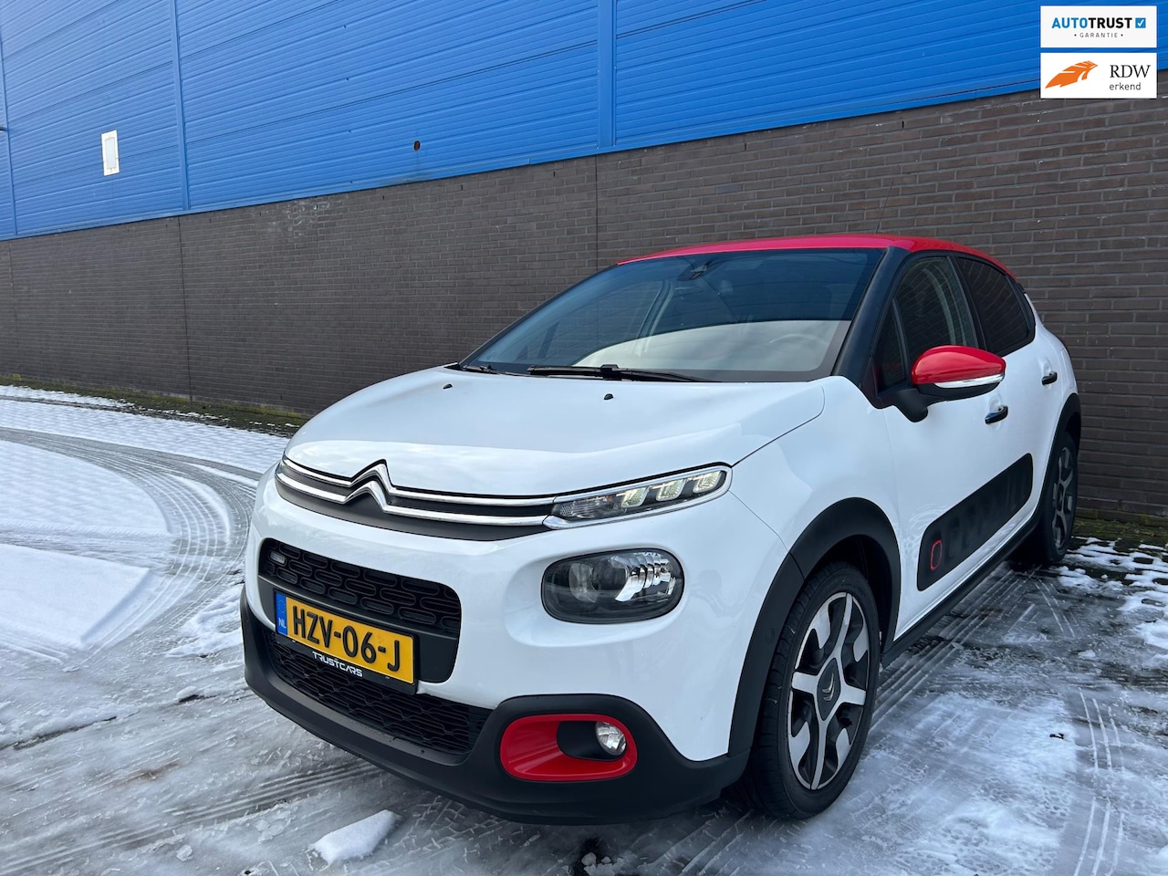 Citroën C3 - 1.2 PureTech S&S Feel 110pk | Camera | CarPlay | 16” LM Velgen | Parkeersensoren | Isofix - AutoWereld.nl