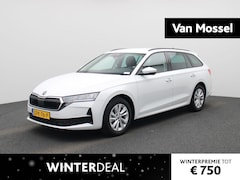 Skoda Octavia Combi - 1.5 TSI MHEV Business Edition Metallic lak | Donker getint glas achter | Travel Assist Pak