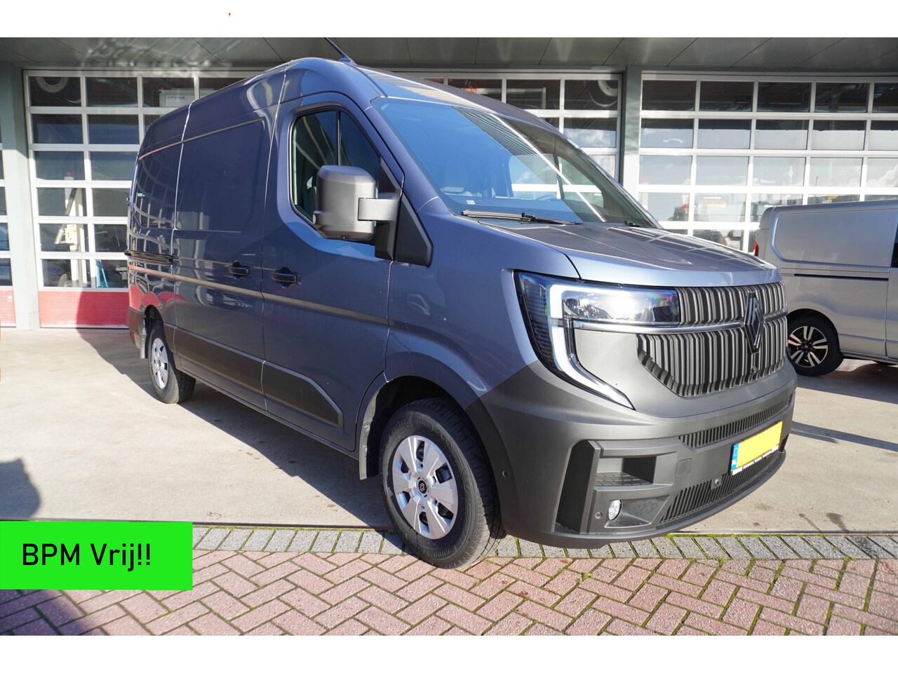 Renault Master - T35 2.0 dCi 170PK L2H2 Extra Schuifdeur L / R Nr. V211 | Climate | Navi | Cruise | Trekhaa - AutoWereld.nl