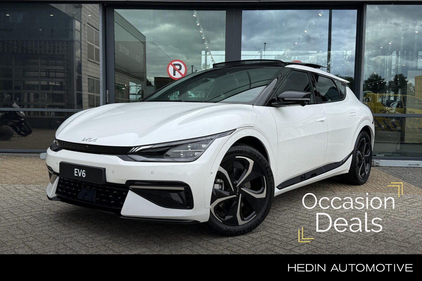 Kia EV6 - GT-Line AWD 77.4 kWh 325PK | Nieuw! | El. Glazen Panodak | 360° Camera | Meridian Surround - AutoWereld.nl