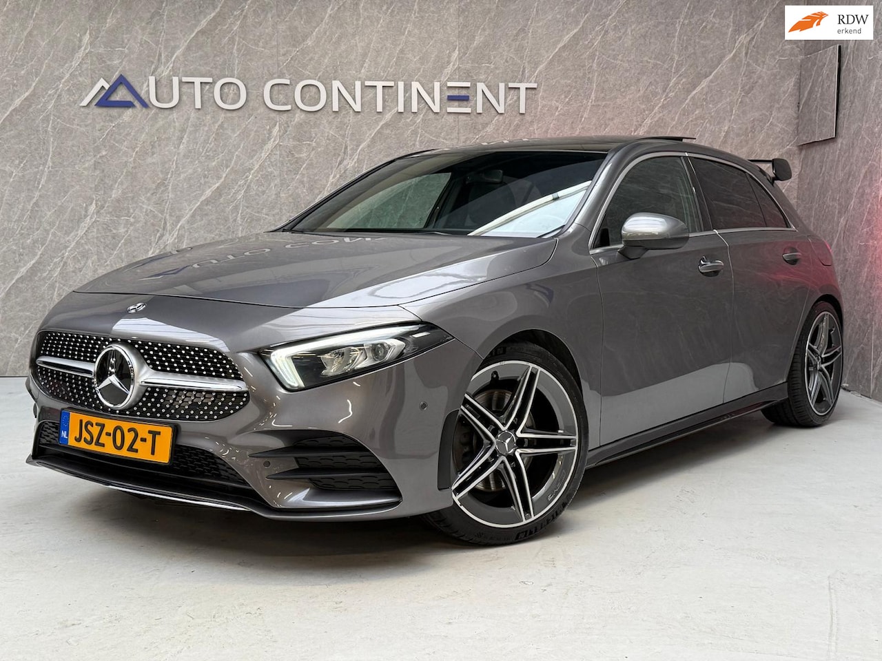 Mercedes-Benz A-klasse - 250 Premium Plus 224 PK / Dealer Onderhouden - AutoWereld.nl