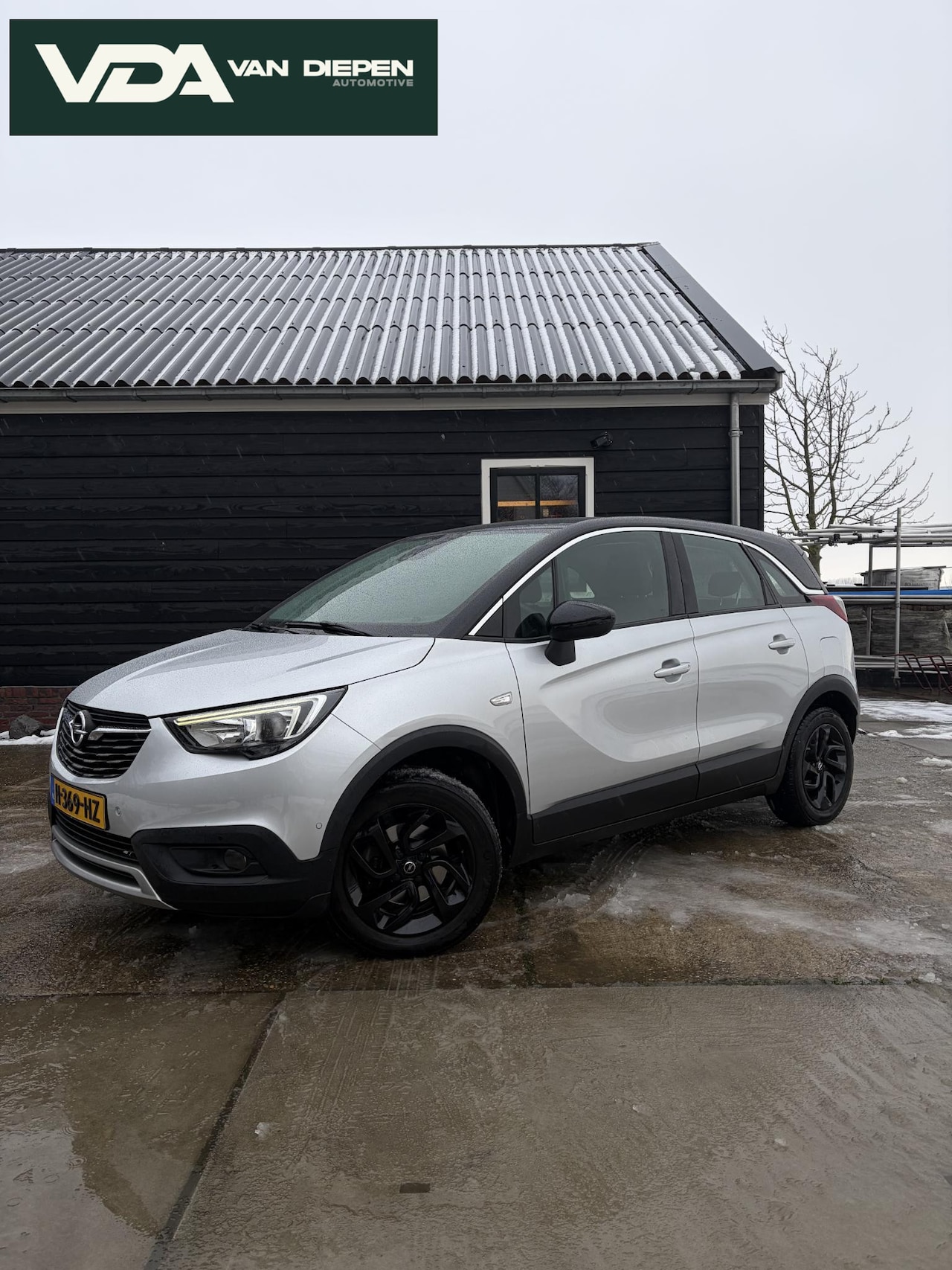 Opel Crossland X - 1.2 Turbo Innovation 131PK - Trekhaak l Carplay l Acht. Camera l Cruise l Keyless - AutoWereld.nl