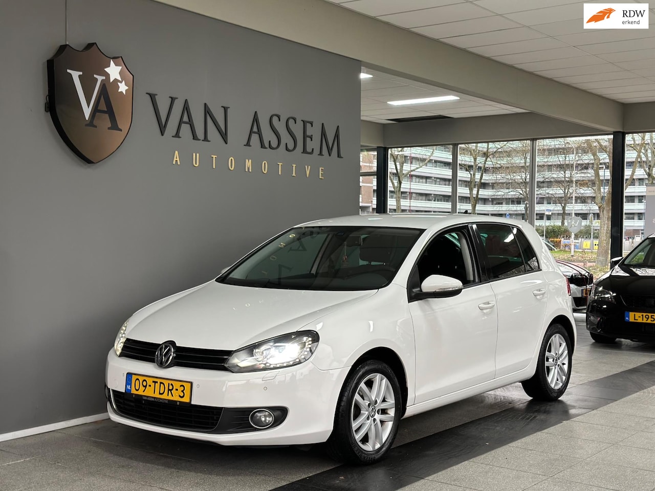 Volkswagen Golf - 1.2 TSI Highline | LEES TEKST! - AutoWereld.nl