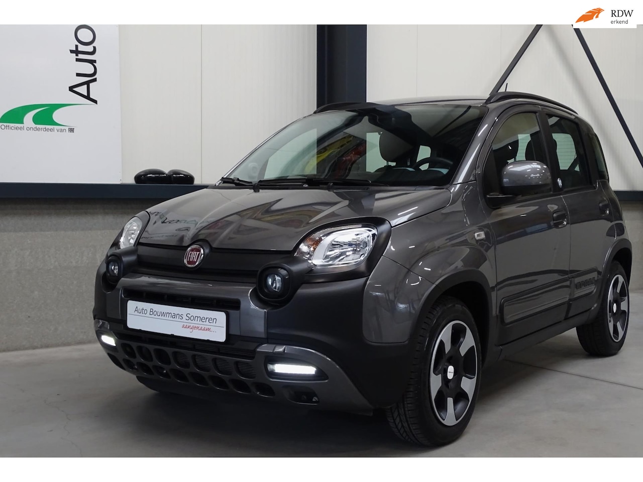 Fiat Panda - 1.0 "CROSS" HYBRID LAUNCH EDITION- 11322 KM !! / AIRCO/BLUETOOTH/PARK ASSIST/ - AutoWereld.nl