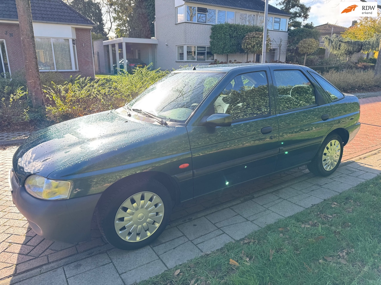 Ford Escort - 1.4 Limited Edition 1.4 Limited Edition, APK 23-10-2026. - AutoWereld.nl