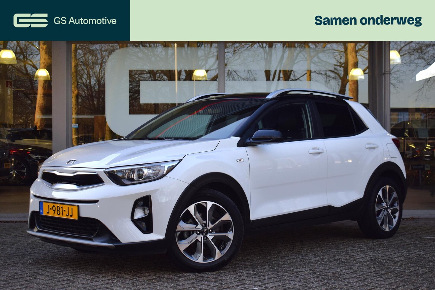 Kia Stonic - 1.0 T-GDi Sports Edition CARPLAY NAV CAM LMV PDC - AutoWereld.nl