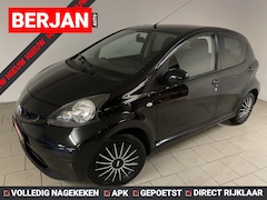 Toyota Aygo - 1.0-12V + AIRCO ELEK RAMEN CENT VERG 5 DEURS PRIVACY GLAS ZEER NETTE AUTO NWE APK INRUIL K