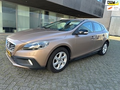 Volvo V40 Cross Country - 1.6 T4 Kinetic CLIMAT BJ 10-2013 APK 7-2026