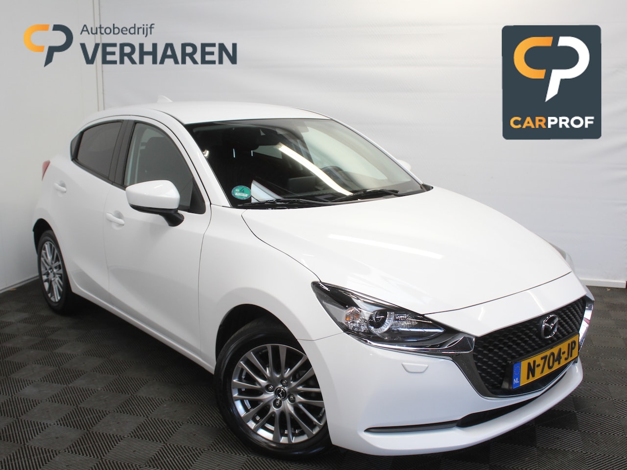 Mazda 2 - 1.5 Skyactiv-G Style Selected CARPLAY | AIRCO | CRUISE | DAB | LMV16 | CAMERA | LED - AutoWereld.nl