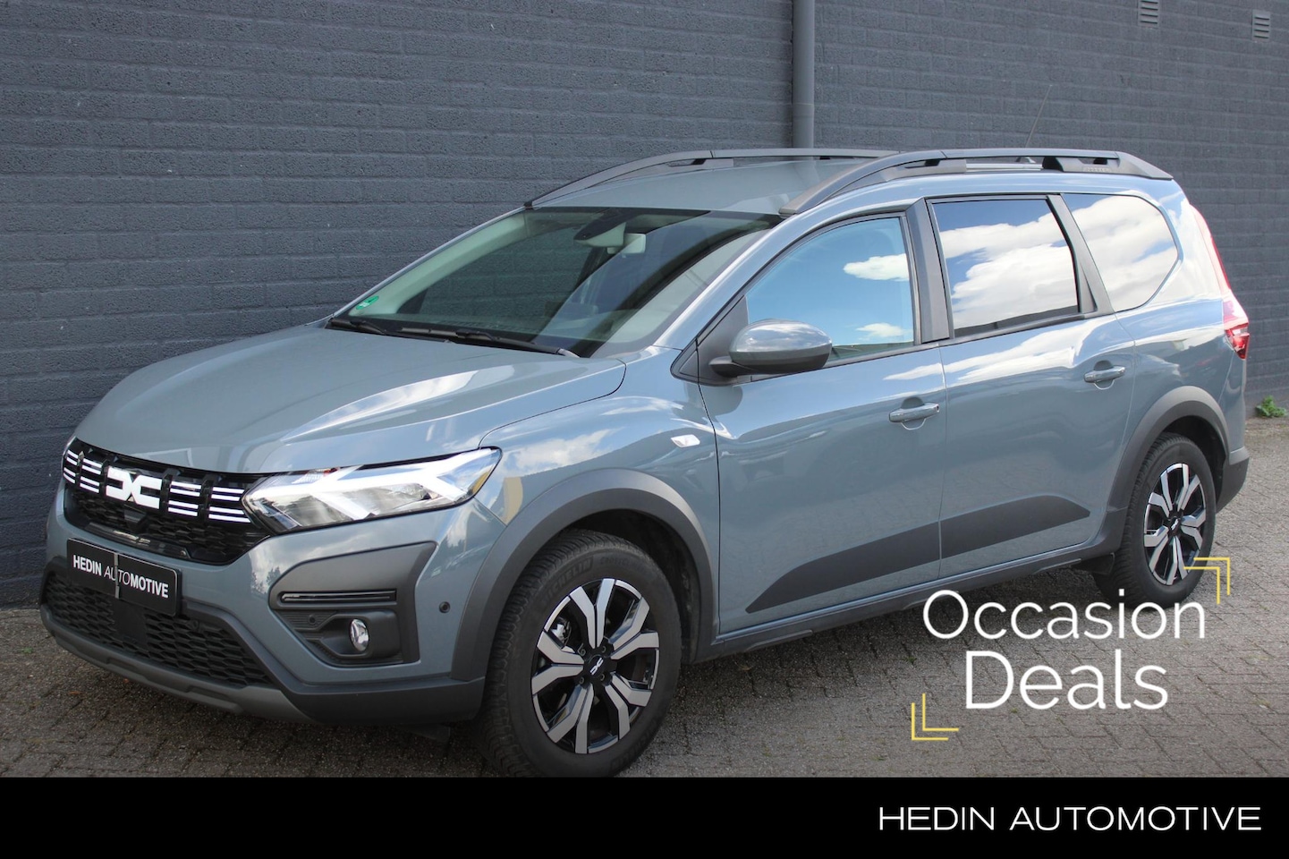 Dacia Jogger - 1.6 Hybrid 140 Expression 7p. NL-Auto | Hybride | Automaat | Navigatie | Camera | Airco | - AutoWereld.nl