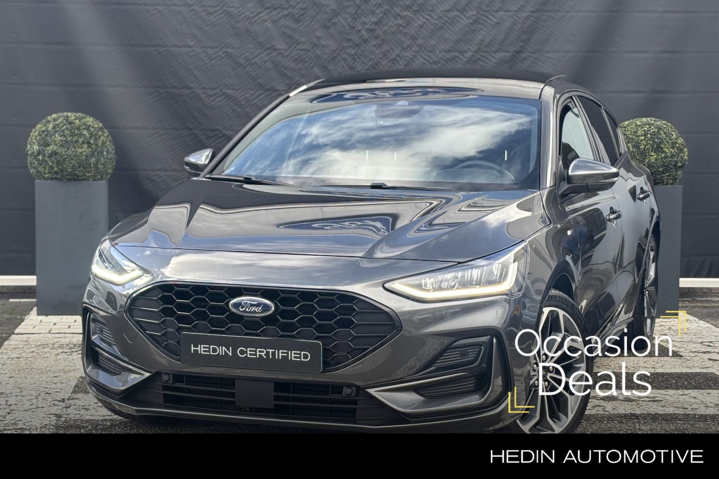 Ford Focus - 1.0 EcoBoost Hybrid ST Line X | winterpack | Driver ass pack | Panoramdak | Style Pack | 1 - AutoWereld.nl