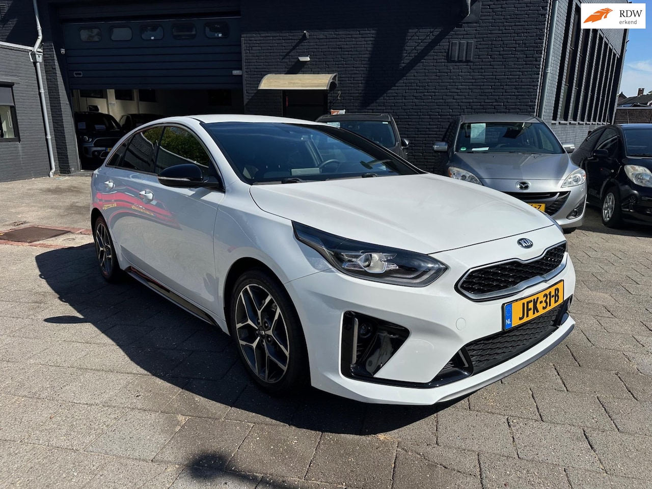 Kia Pro cee'd - 1.0 T-GDI (120pk) GT-Line! Leder! Navi! Camera! - AutoWereld.nl