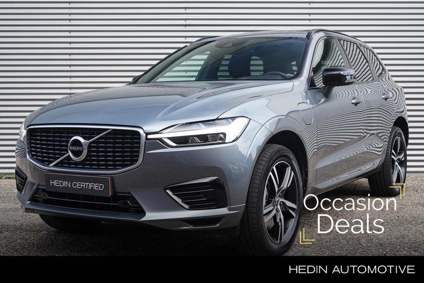 Volvo XC60 - T8 Twin Engine AWD R-Design | BLIS | Donker Glas | PDC V/A | Parkeercamera | Stoelverwarmi - AutoWereld.nl