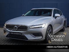 Volvo V60 - 2.0 T6 Plug-in hybrid AWD Essential Bright | Trekhaak | Stuur- stoelverwarming | Pilot Ass