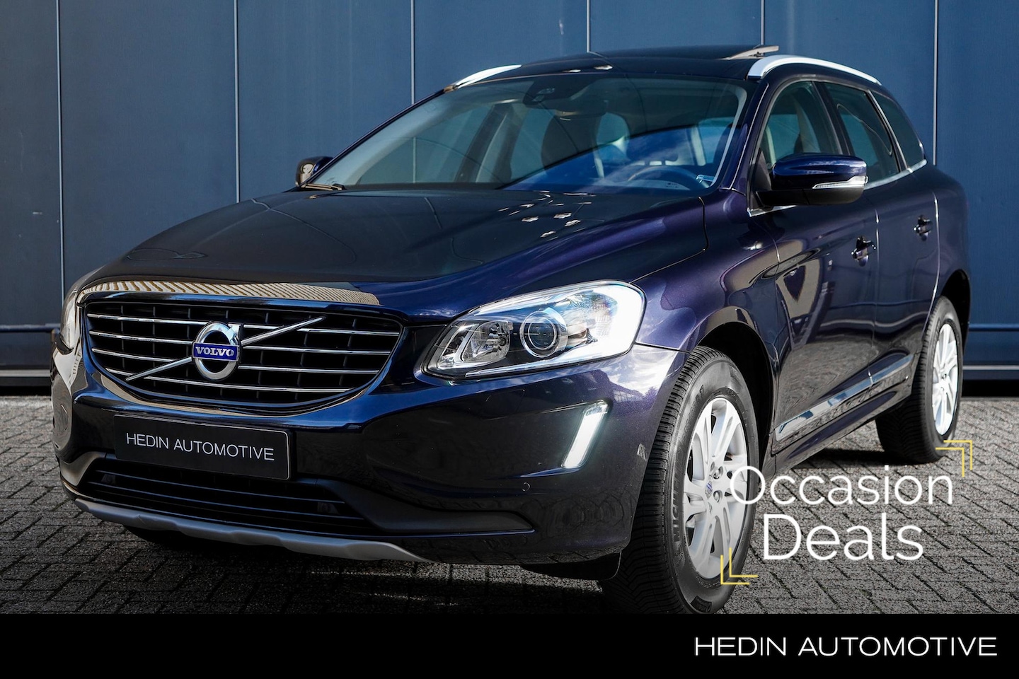 Volvo XC60 - 2.0 T5 FWD Nordic+ | Panoramadak | Polestar optimalisatie | Parkeercamera - AutoWereld.nl