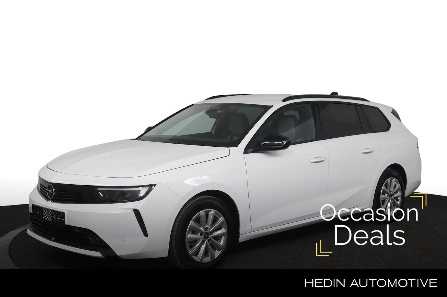 Opel Astra Sports Tourer - 1.2 Turbo Business Edition | Full Map Navigatie | Parkeer Camera | Stoel+ Stuurverwarming - AutoWereld.nl