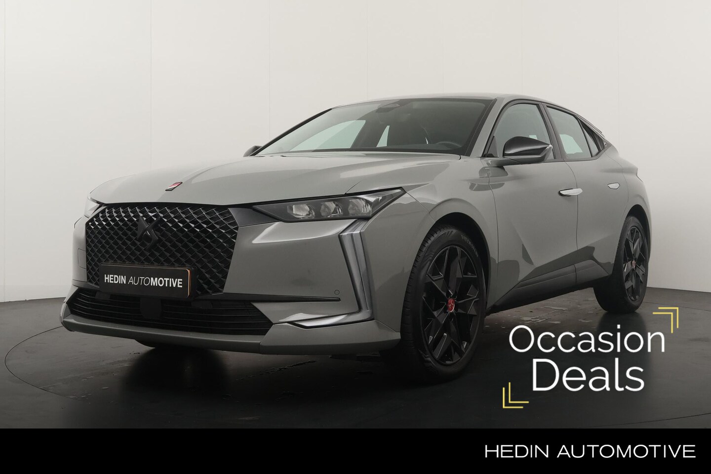 DS 4 - 1.2 130pk Performance Line Automaat | Navigatie | Camera | Cruise Control | Carplay | Lich - AutoWereld.nl