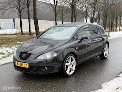 SEAT Leon - 1.4 TSI Active Style*NEW APK 12/26*SCHERM*AIRCO