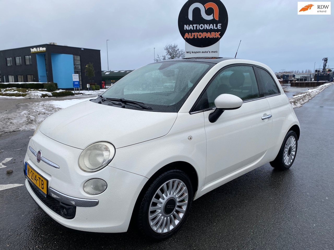Fiat 500 - 2010 * 1.2 Lounge * APK * TOP AUTO !! - AutoWereld.nl