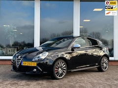 Alfa Romeo Giulietta - 1.4 Turbo AUT. Exclusive - Origineel NL - NAP - Navi - Leder - 18 inch