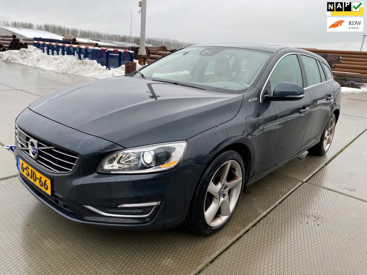 Volvo V60 - 2013 * 2.4 D6 AWD Plug-In Hybrid Summum * EXPORT/HANDEL - AutoWereld.nl