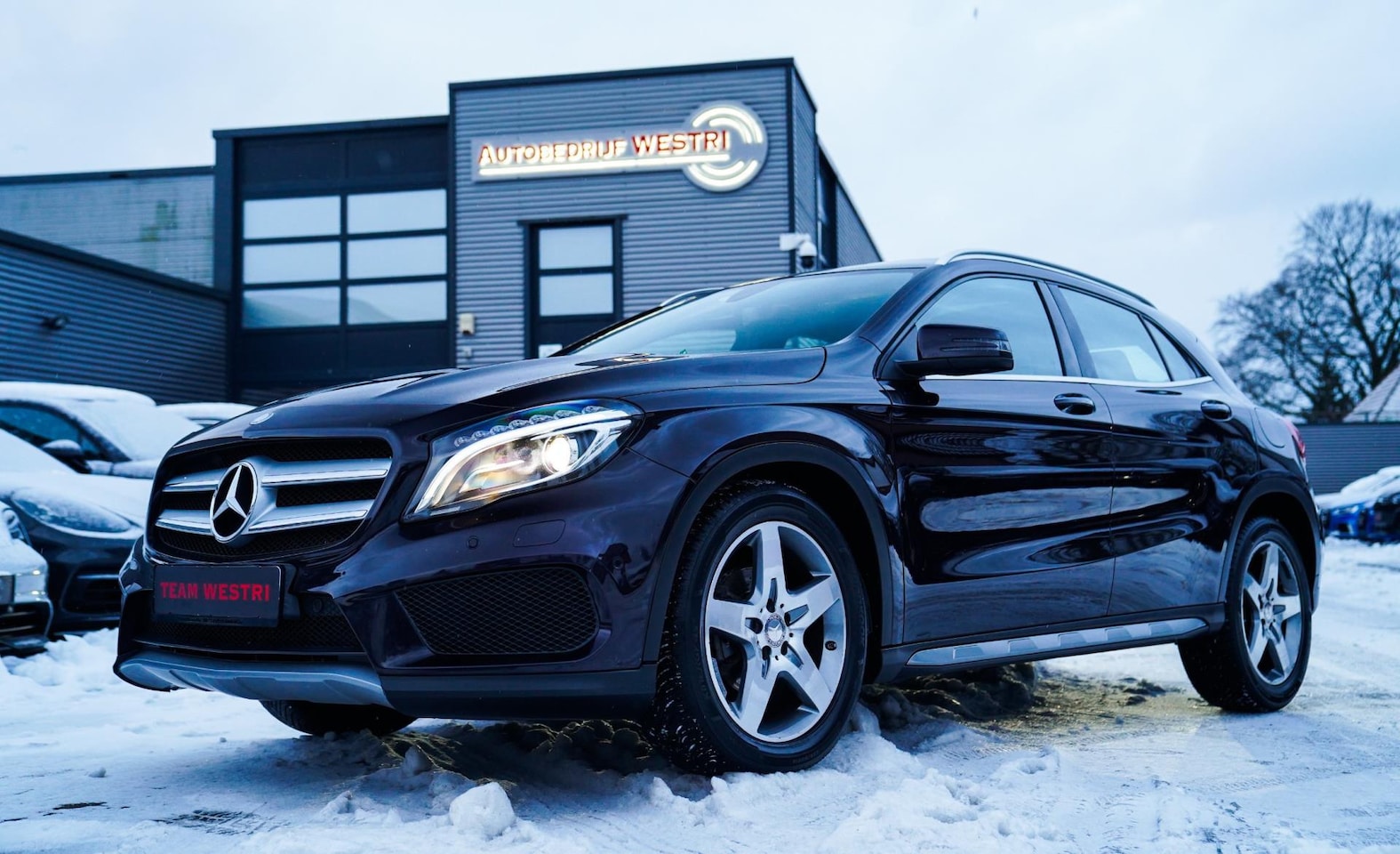 Mercedes-Benz GLA-Klasse - 200 Prestige Plus | Panorama | Harman/Kardon | Memory stoelen | Luxe Leder Alcantara | Cam - AutoWereld.nl