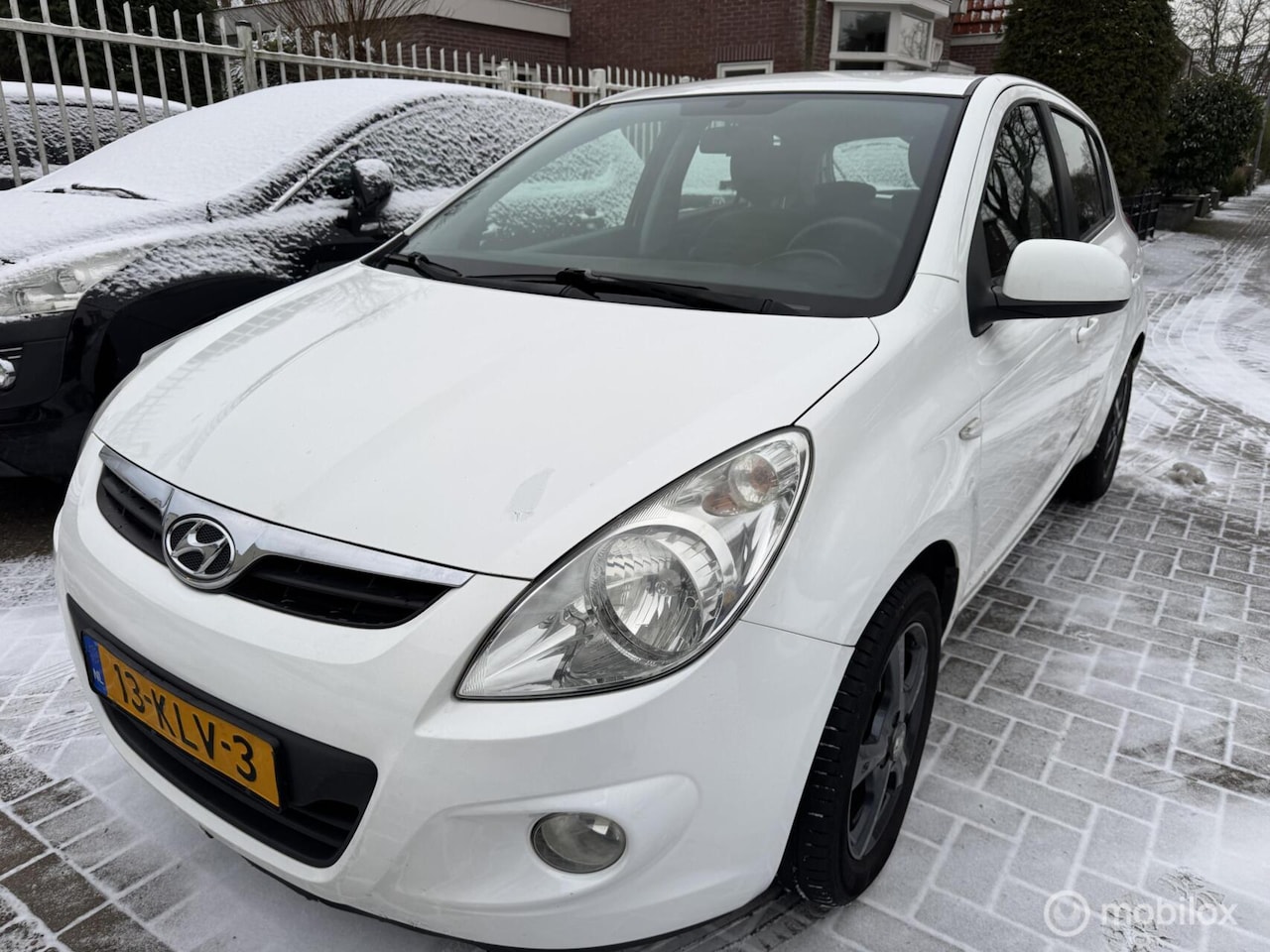 Hyundai i20 - 1.2i DynamicVersion 1.2i DynamicVersion - AutoWereld.nl
