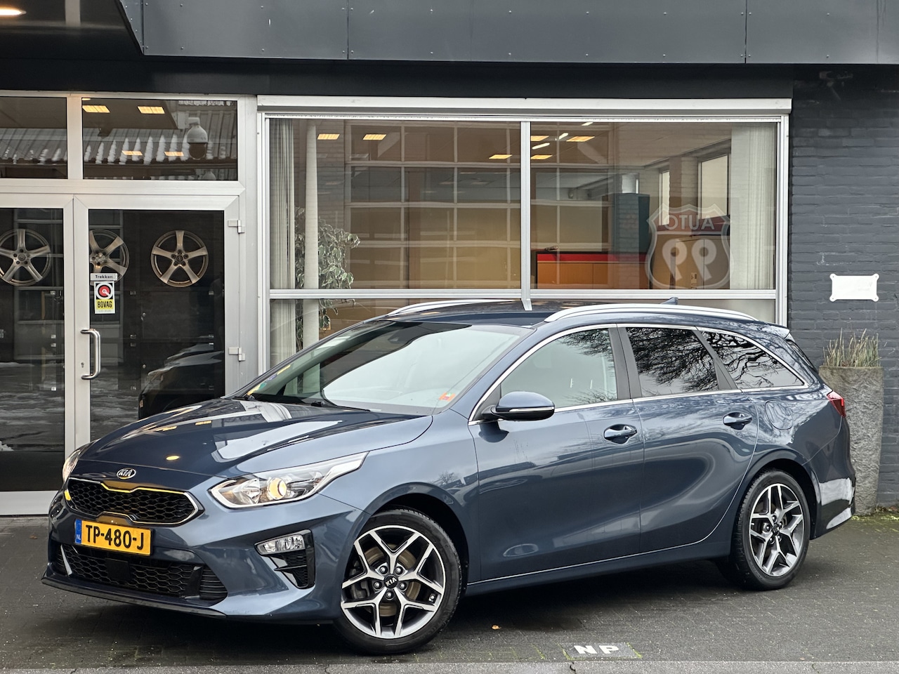 Kia Cee'd Sportswagon - Ceed 1.0 T-GDi DynamicPlusLine CLIMA / CRUISE / LANE ASSIST / STOEL & STUURVERWARMING - AutoWereld.nl