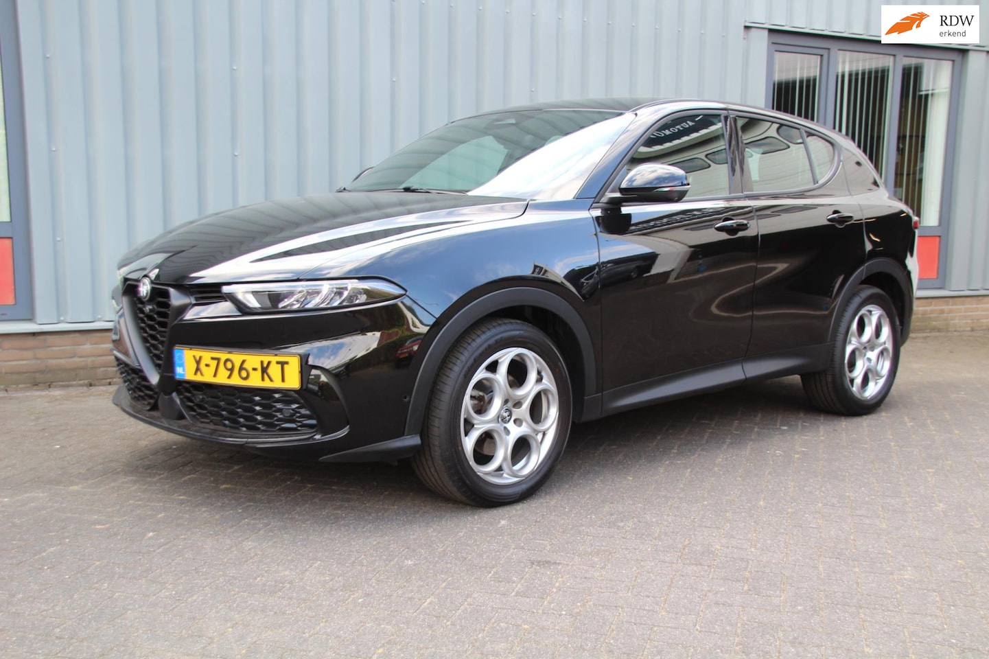 Alfa Romeo Tonale - 1.5T Hybrid Sprint 1.5T Hybrid Sprint Nieuwstaat - AutoWereld.nl