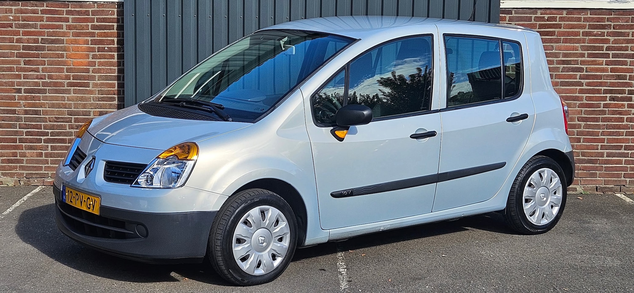 Renault Modus - 1.2-16V Expression Basis - AutoWereld.nl