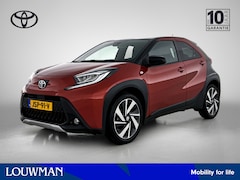 Toyota Aygo X - 1.0 VVT-i S-CVT Automaat Premium | Apple Carplay / Climate Control / Stoelverwarming