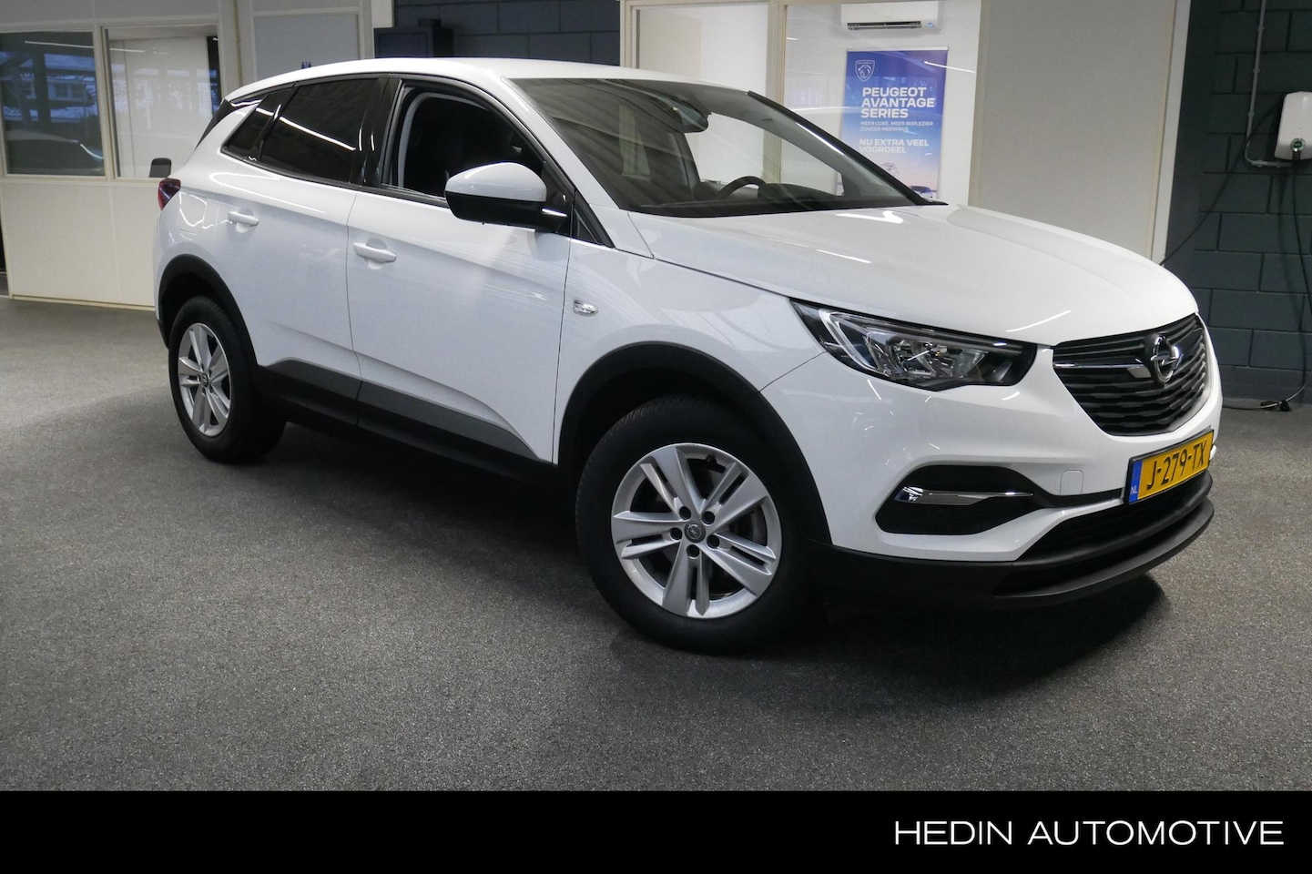 Opel Grandland X - 1.2 Turbo Business Edition | Navigatie | Climate Control | Apple Carplay / Android Auto | - AutoWereld.nl