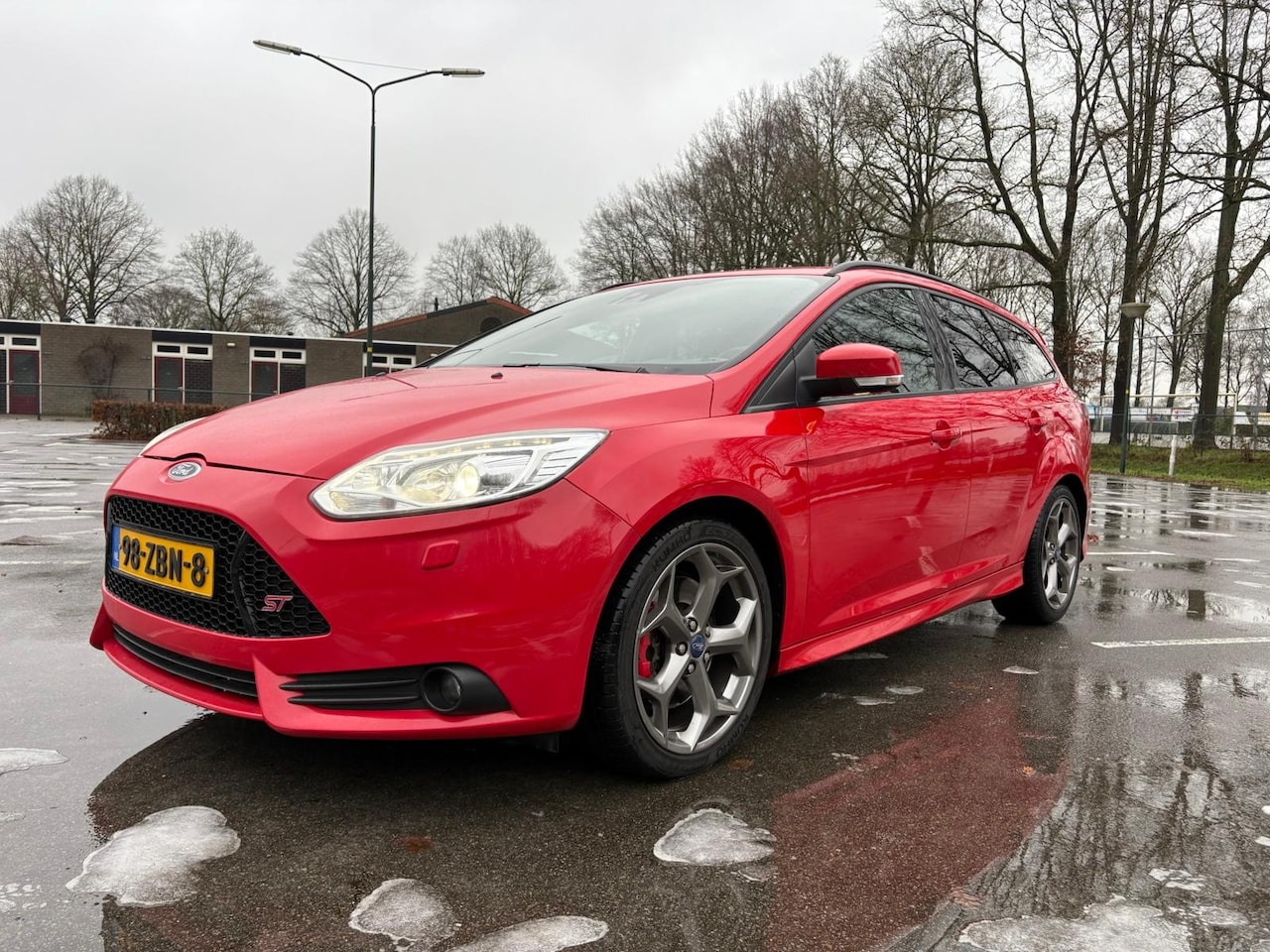 Ford Focus Wagon - 2.0 EcoBoost ST-2 - AutoWereld.nl