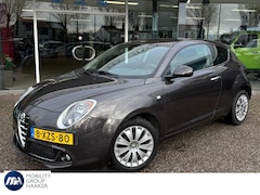 Alfa Romeo MiTo - 0.9 TwinAir Esclusivo | Navi | Climaat control | Leer | parkeersensoren | Dealer onderhoud