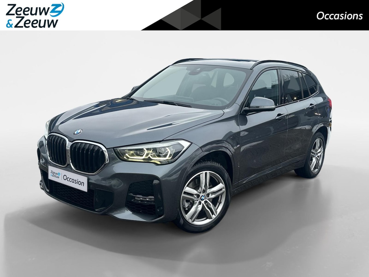 BMW X1 - sDrive20i Executive Edition M Pakket | Dealer onderhouden | Panoramadak | Afn.Trekhaak | S - AutoWereld.nl