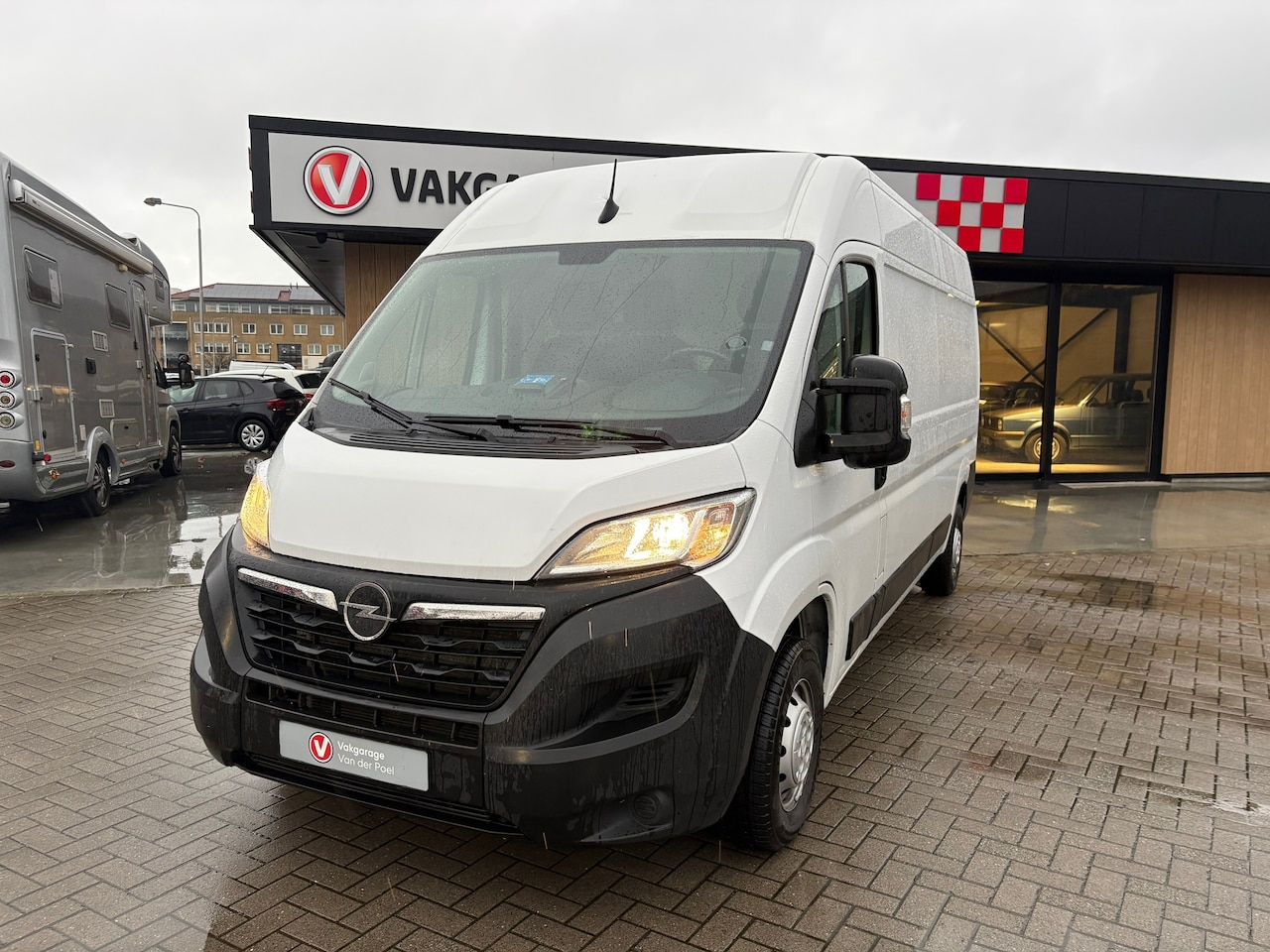 Opel Movano - 2.2D 120 L3H2 Edition 2.2D 120 L3H2 Edition - AutoWereld.nl