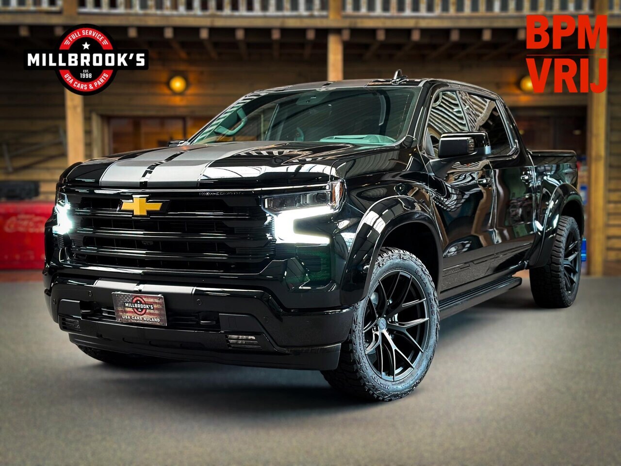 Chevrolet Silverado - High Country Black Edition Widebody 6.2 V8 420 PK BPM VRIJ, Full options - AutoWereld.nl