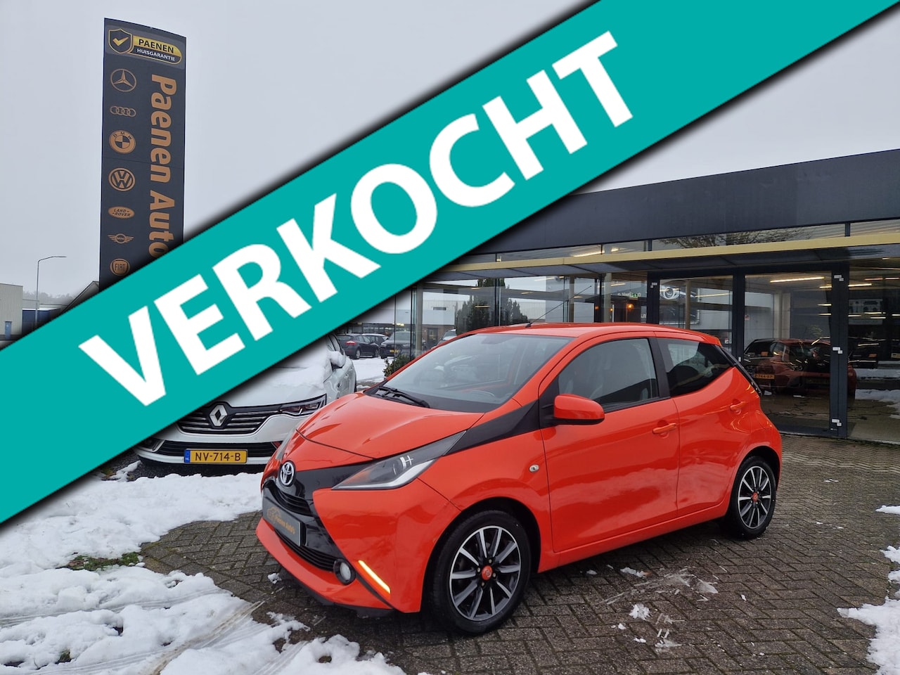 Toyota Aygo - 1.0 VVT-i x-play|Carplay|CC|Navi|Cam - AutoWereld.nl