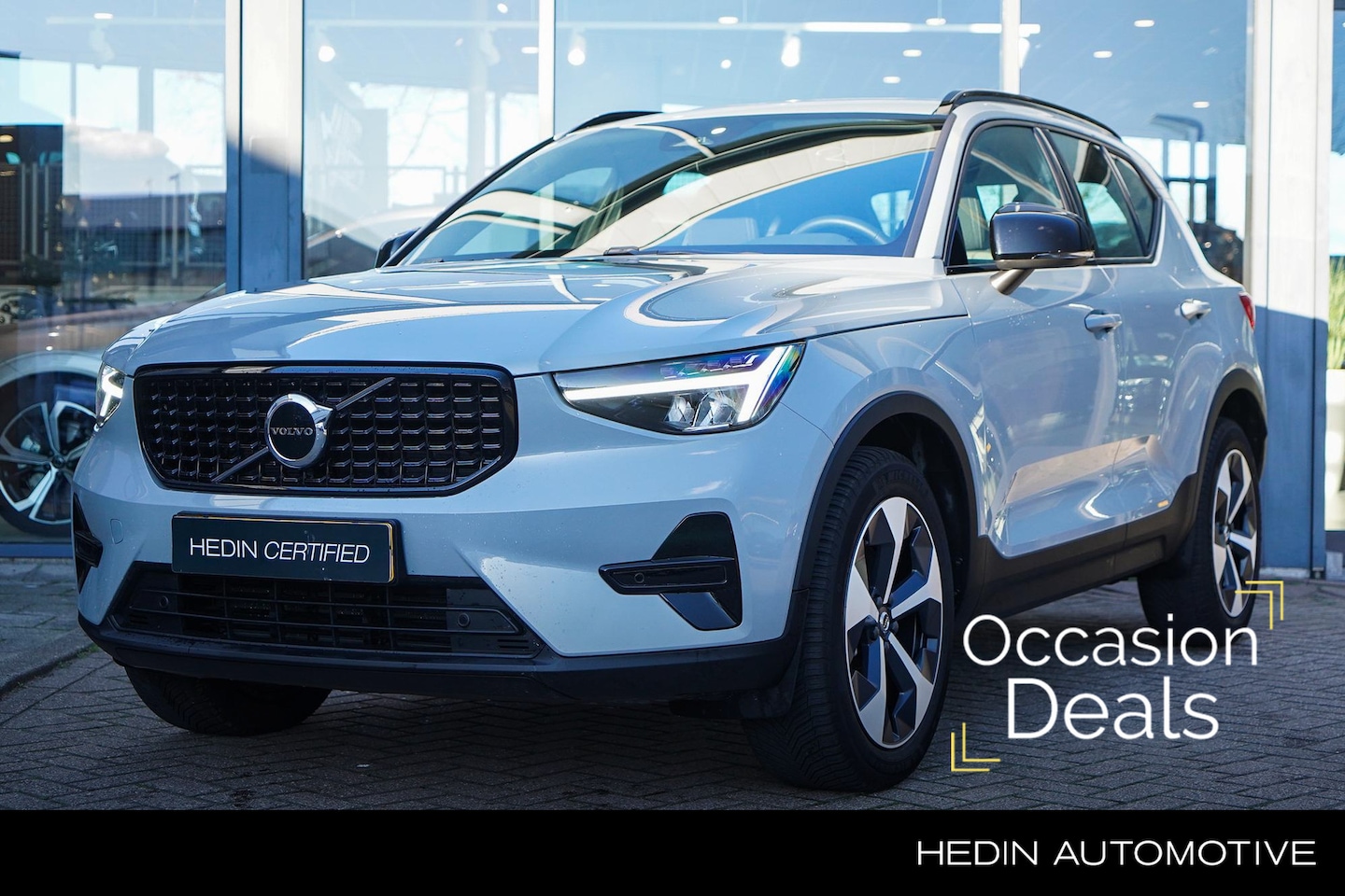 Volvo XC40 - 2.0 B4 Plus Dark 2.0 B4 Plus Dark - AutoWereld.nl