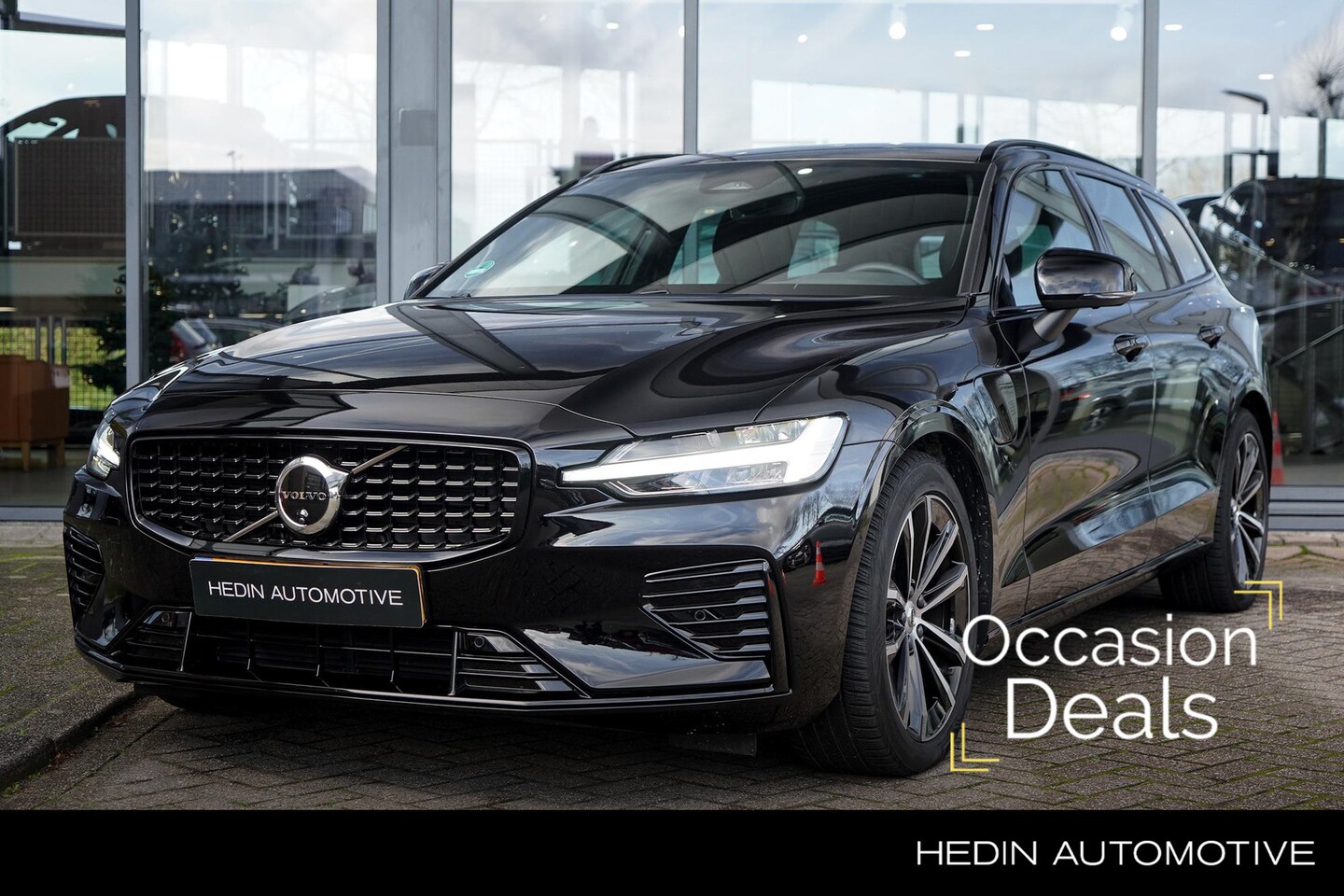 Volvo V60 - 2.0 T6 Plug-in hybrid AWD Plus Dark | Google on Board | Internet | DAB+| Adaptieve Cruise - AutoWereld.nl