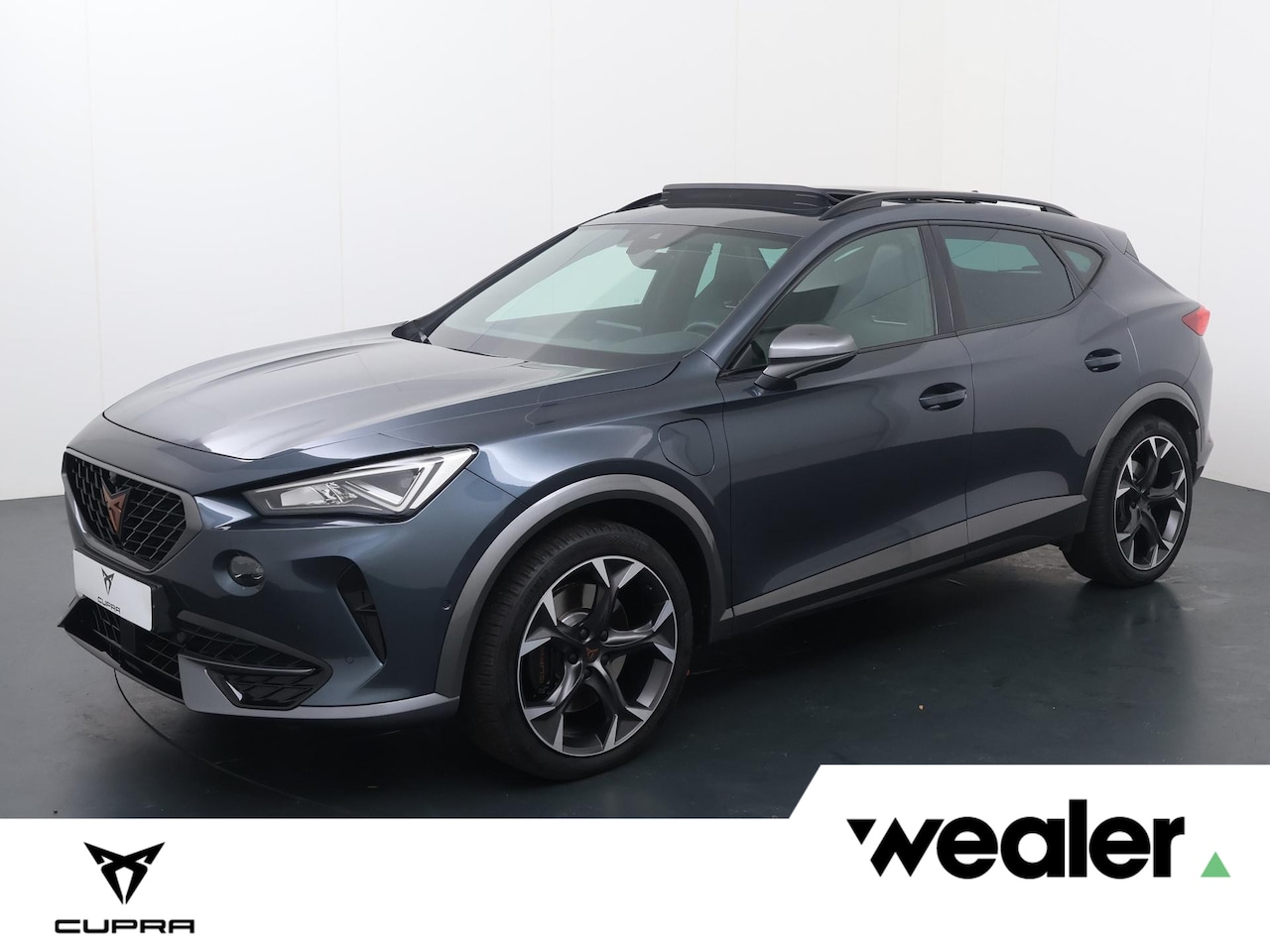 CUPRA Formentor - 1.4 e-Hybrid VZ Performance | 245 PK | SoH 93% | Trekhaak | Panoramadak | Navigatiesysteem - AutoWereld.nl