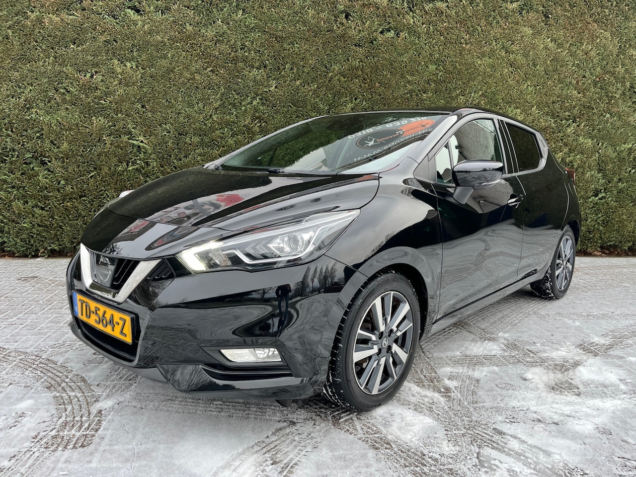 Nissan Micra - 0.9 IG-T N-Connecta Navi, Stoelverwarming, Led, Camera, PDC, Eerste eigenaar ! - AutoWereld.nl
