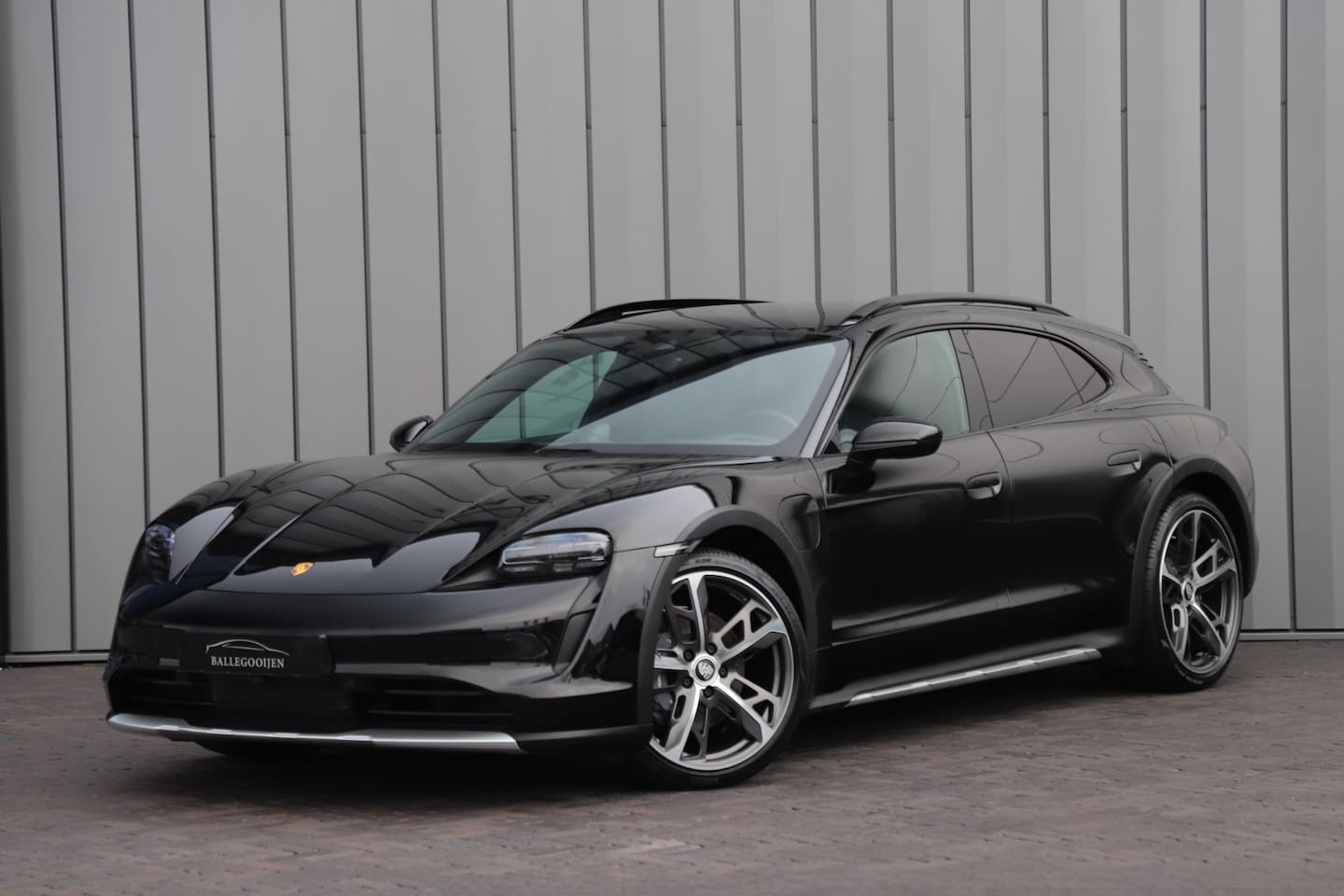Porsche Taycan Cross Turismo - 4 93 kWh | 476PK | Luchtvering (PASM) | Keyless-go | Sport-chrono | Bose | Hefsysteem voor - AutoWereld.nl