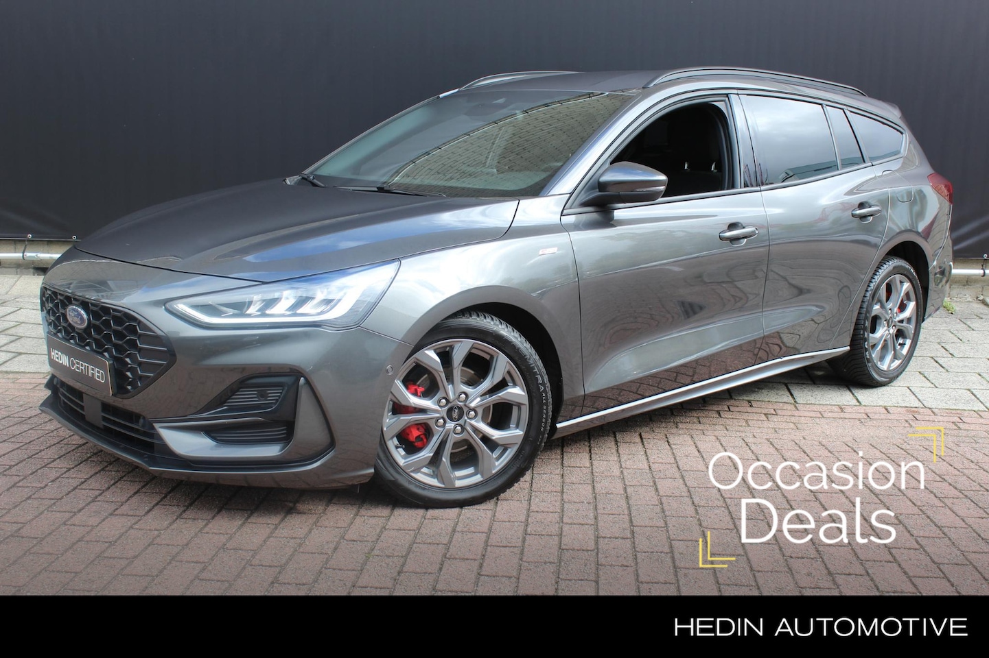Ford Focus Wagon - 1.0 EcoBoost Hybrid 125pk | ST-Line | Carplay | Winterpack | Achteruitrijcamera | - AutoWereld.nl