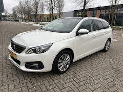 Peugeot 308 SW - 1.2 PureT.Blue L. Pr PANO CARPLAY LEER STOELVW