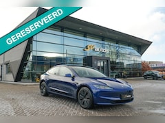Tesla Model 3 - 283pk MJ2024 Nieuw model Autopilot Zwart leder Stoelverwarming Camera NLauto 1e eigenaar